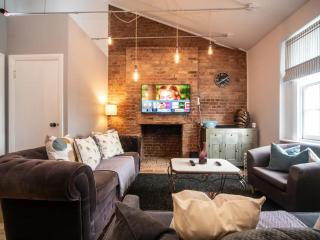 Pass the Keys A Vibrant Characterful Mews House with Air Con - Londra - 0