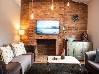 Pass the Keys A Vibrant Characterful Mews House with Air Con - Londra - 3