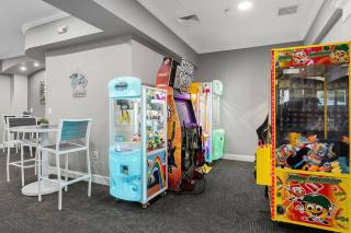 Immersive Themed Villa in Resort 4mi to Disney with Game Room and Private Pool - Orlando - 6