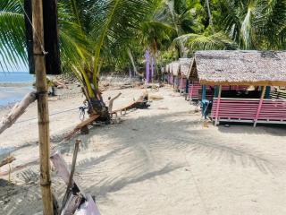 Northern Prince Beach Resort - 6