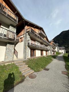 Studio avec coin montagne 4 personnes Orelle 3 Vallées - Spa & Piscine - Apt 004 - Orelle - 8