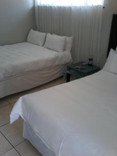 Palm Springs B and B and Self Catering - Butterworth - 4