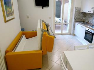 Grottammare mon amour Lori, con cortile privato - 6