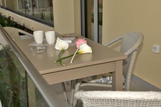 Abelia Abode Apt - 5