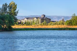 Best Western Plus Ellensburg Hotel - 7