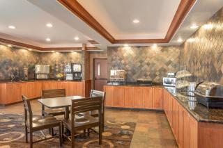 Best Western Plus Ellensburg Hotel - 3