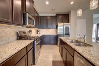Roseberg-Suglarland 3-BR - Extended Stay 30 days - Rosenberg - 2