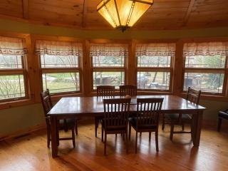 Deluxe Parkland Cabin - Pet and Motorcycle Friendly Home - Tellico Plains - 1