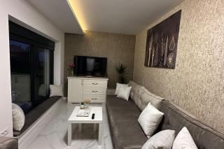 Apartman Little garden near Airport - 2