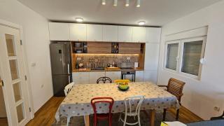 2BR sea view apartment in Kotor! - 1