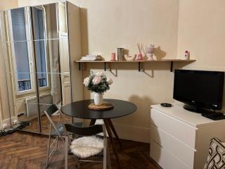 Appartement typiquement parisien cosy - París - 8