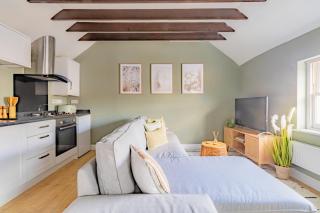 St James Lodge - Cheltenham - 0