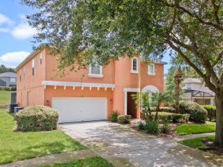 Be-Our-Guest Home! 15 mins to Disney! - Kissimmee - 9