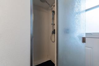 Family Fun House with FREE Heated Pool & Hot Tub & Game Room & Mini Golf in Chandler - 5