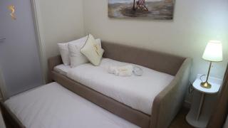 Chalet 2BR Duplex Apartment in Masdar city - Abu Dhabi - 3
