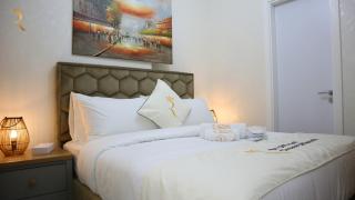 Chalet 2BR Duplex Apartment in Masdar city - Abu Dhabi - 9