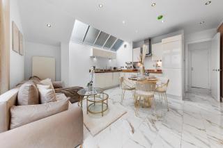 Elegant Oasis - 2 Bed - Garden - 65 inch TV & Netflix - 6