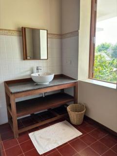 La maison bleue BTB - Phumĭ Kâmpóng Âmpĭl - 8