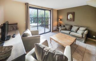 Lovely Home In Stlaurent-De-La-Cabr - 8