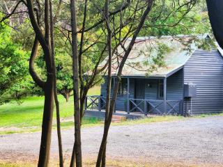 Daylesford - FROG HOLLOW ESTATE - The Homestead - Daylesford - 0
