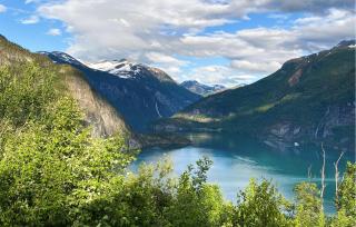 Amazing Home In Valldal With Jacuzzi - 1