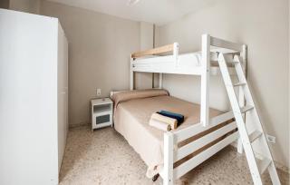2 Bedroom Nice Home In Chipiona - Chipiona - 1