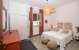 Awesome Home In Marina Di Marza - Santa Maria Del Focallo - 5
