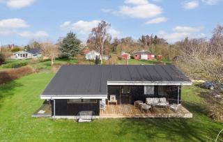 Amazing Home In Fejø With Wifi - Vesterby - 1