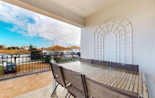 2 Bedroom Awesome Apartment In Royan - 9