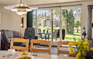 Beautiful Home In Fårvang With Sauna - 4