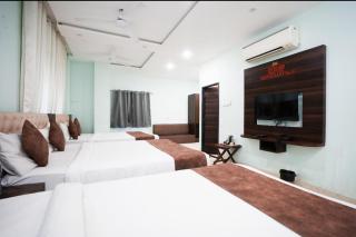 The Royal Galaxy - Hotel in Fateh Sagar Rd - 3