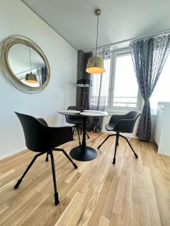 MydiHei @ Rhyfall Towers - 9