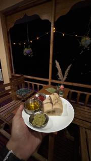 MOZO Inn&Cafe Jibhi - Banjār - 4