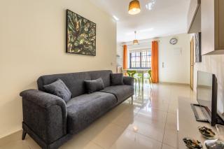 New beach walk apartment in Sliema By SF HOMES - Sliema - 2