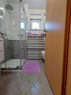 Two Bedroom Apartment with free Parking - Baška Voda - 2