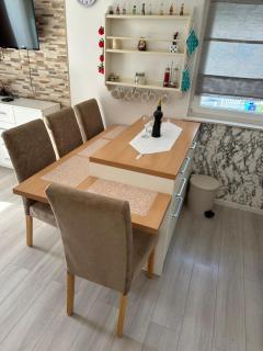 Two Bedroom Apartment with free Parking - Baška Voda - 3