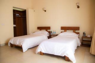 Mahafaly Hotel & Resort - Antsirabe - 4
