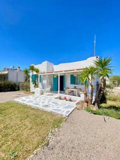 Unique Beachfront Cottage House - Private Garden - Análipsis - 7