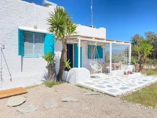 Unique Beachfront Cottage House - Private Garden - Análipsis - 3