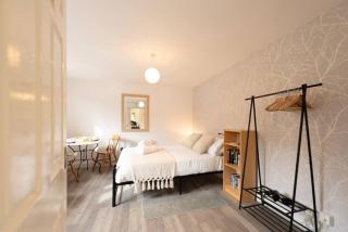 The White House Holiday Cottage - Pass the Keys - 8