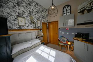 Cherry Tree Studio - Telford - 2