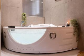 Love Life Room-Jacuzzi-Netflix-Accès-24/7-Privé - Étampes - 1