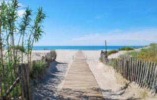 2 Bedroom Awesome Home In Saint-Laurent-De-La-Ca - 3