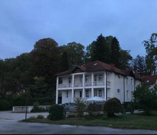 Kuca za izdavanje - Sarajevo - 3
