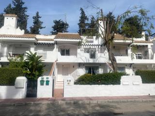 Newly Refurbished Townhouse Los Naranjos, Puerto Banus - Marbella - 0