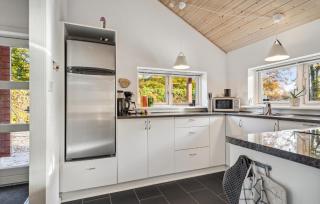 Nice Home In Glesborg With Wifi - Glesborg - 4