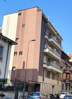 Matthias Home - Milan - modern and cozy flat, close to the metro - 15 min from Central Station, close to San Raffaele - 9