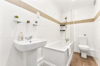 Zone 1, Near London Eye, Attractions, 2 Beds - 4