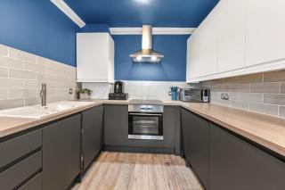 Zone 1, Near London Eye, Attractions, 2 Beds - 5