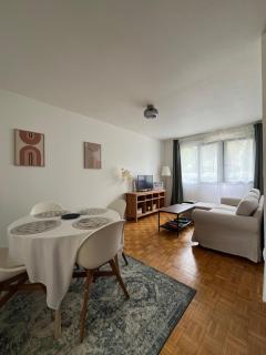 Appartement Cosy et Confortable - Saint-Genis-Laval - 9